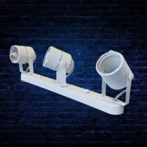 Spot triple 16068-3B — Spots