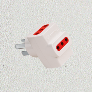 Adaptador C/T + 3 tomas 3L a ficha NEMA — Adaptadores